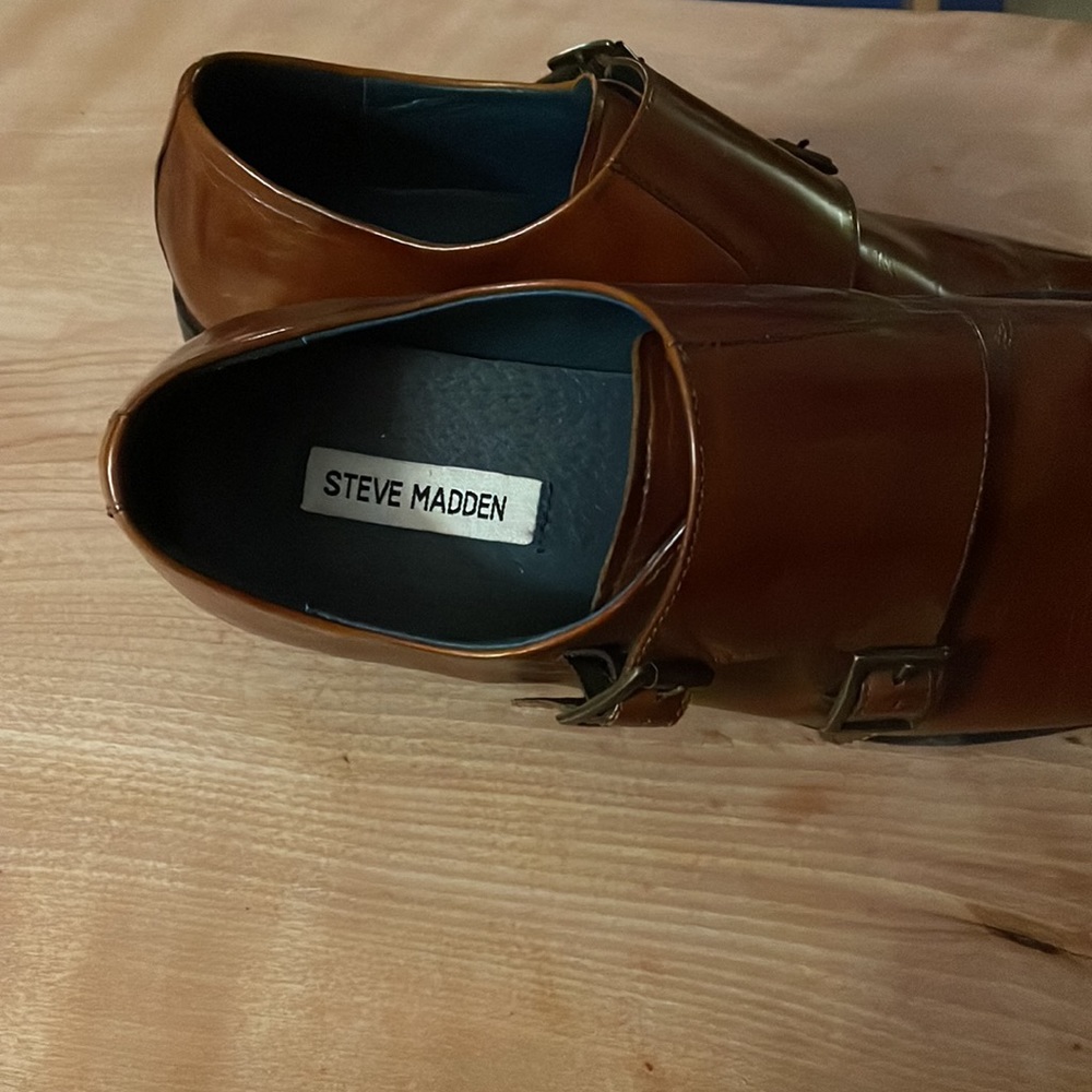 Steve Madden - Picture 2 of 2